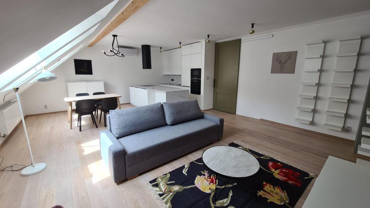 The Gusto Apartman 호무토프 외부 사진
